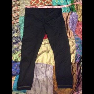 Lululemon All Sport Crop yoga leggings